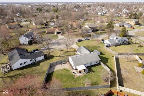 8527 Honeysuckle Way Indianapolis IN 46256