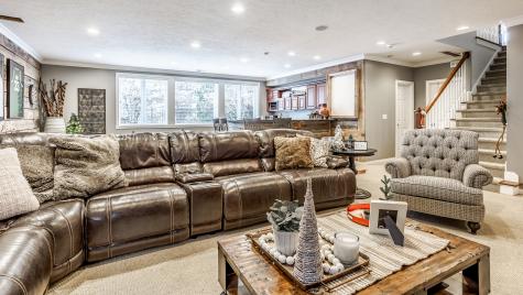 4637 Ellery Lane Indianapolis IN 46250