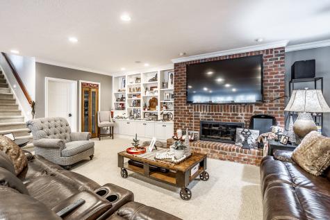 4637 Ellery Lane Indianapolis IN 46250