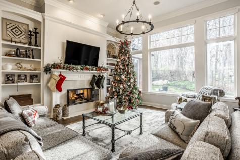 4637 Ellery Lane Indianapolis IN 46250