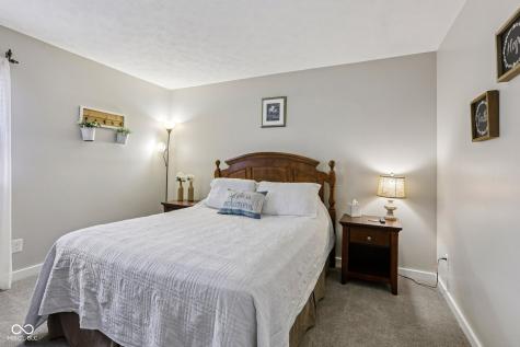 1440 Aaron Drive W Shelbyville IN 46176