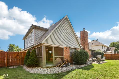 1440 Aaron Drive W Shelbyville IN 46176