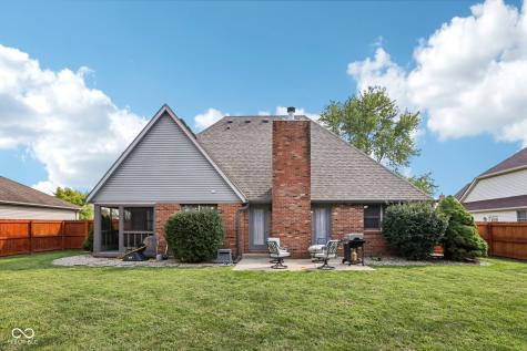 1440 Aaron Drive W Shelbyville IN 46176