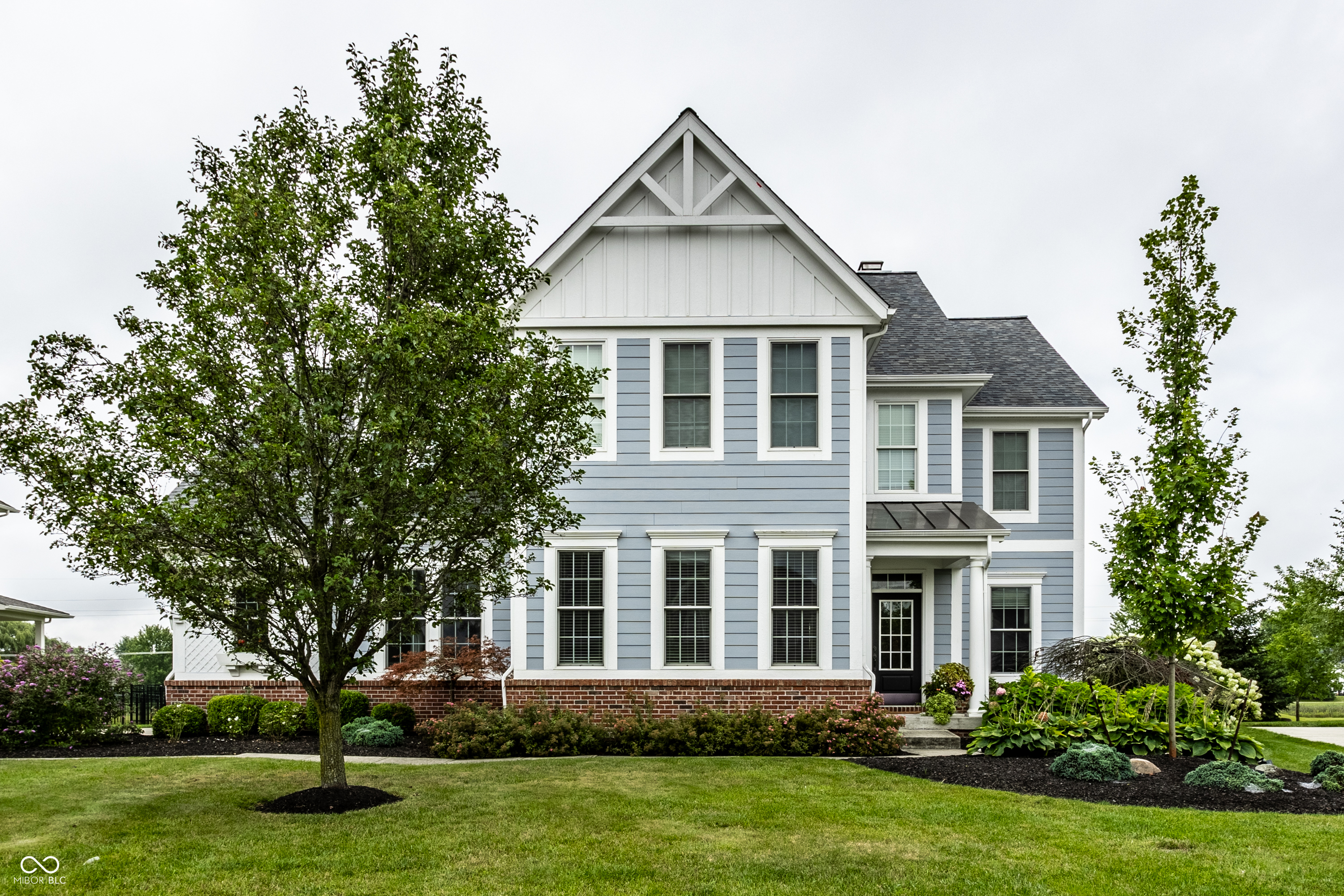 9147 Brookstone Place Zionsville IN 46077
