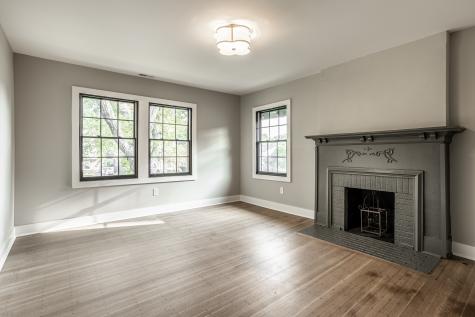 25 E 54th Street Indianapolis IN 46220