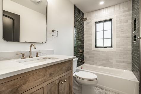 25 E 54th Street Indianapolis IN 46220