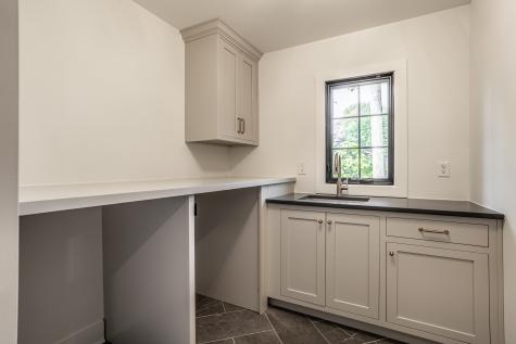 25 E 54th Street Indianapolis IN 46220
