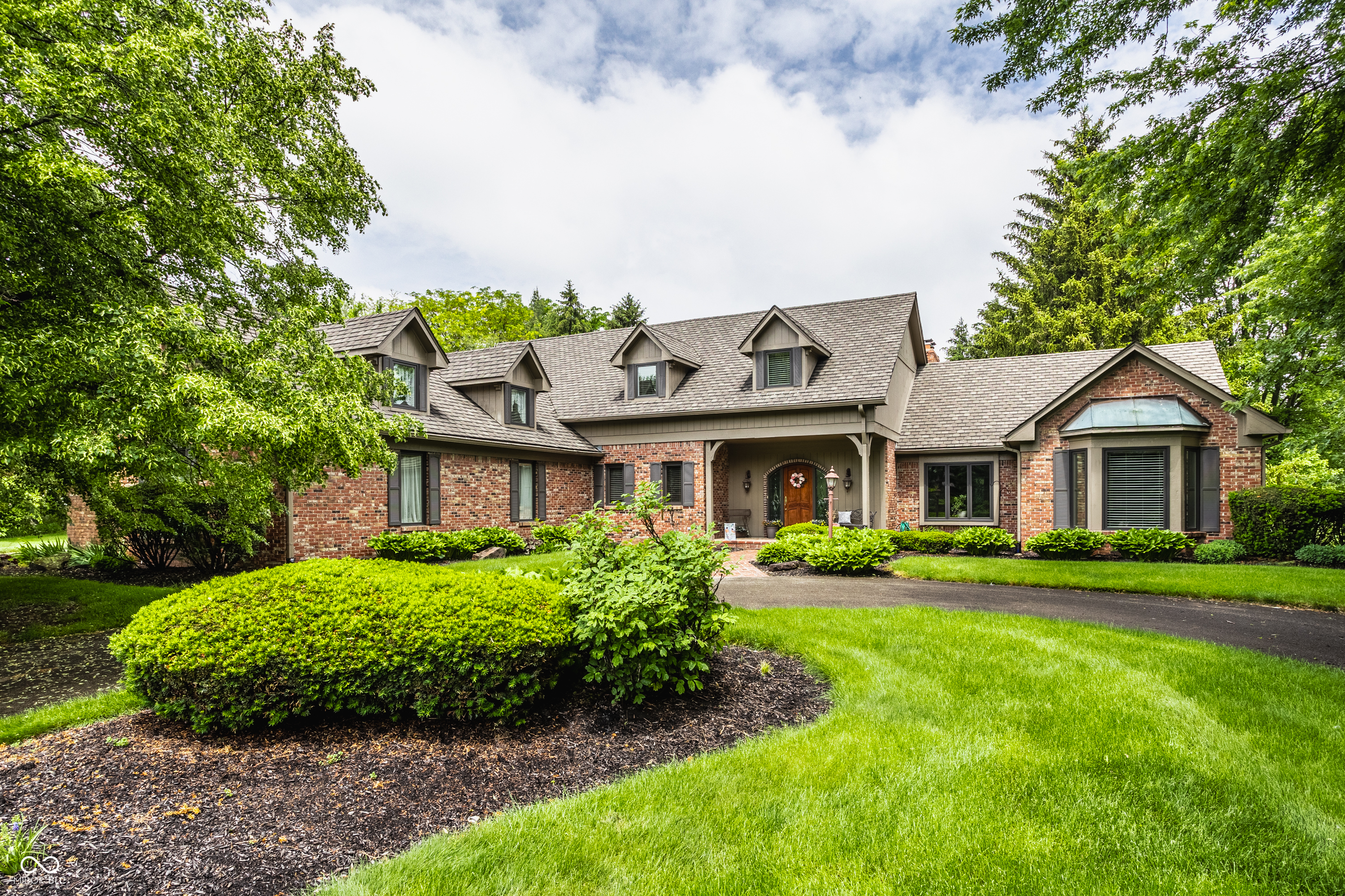 1530 Woodlake Court Carmel IN 46032