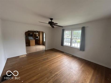 1640 Lawton Avenue Columbus IN 47201