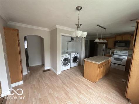 1640 Lawton Avenue Columbus IN 47201