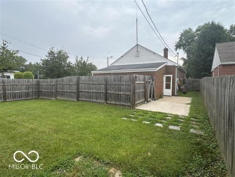 1640 Lawton Avenue Columbus IN 47201