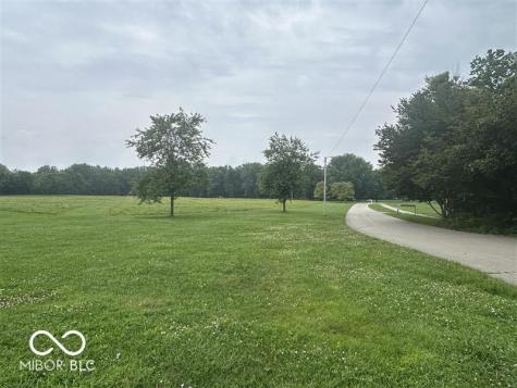 1640 Lawton Avenue Columbus IN 47201