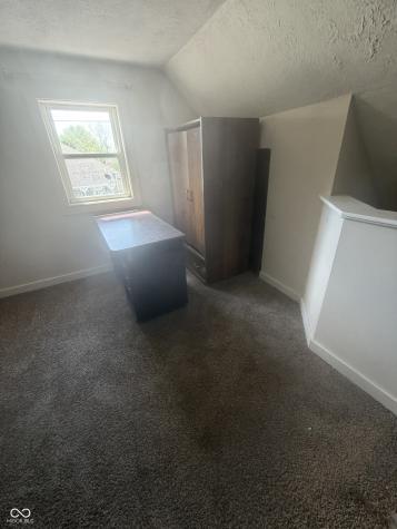 206 E Wall Street Advance IN 46102