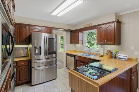 1715 Sturbridge Road Indianapolis IN 46260