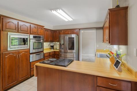 1715 Sturbridge Road Indianapolis IN 46260