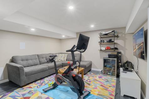 1715 Sturbridge Road Indianapolis IN 46260
