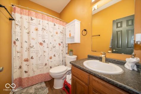 2940 Treehouse Pass Greenwood IN 46143