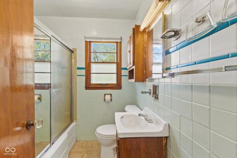 2363 S County Road 1050 E Indianapolis IN 46231