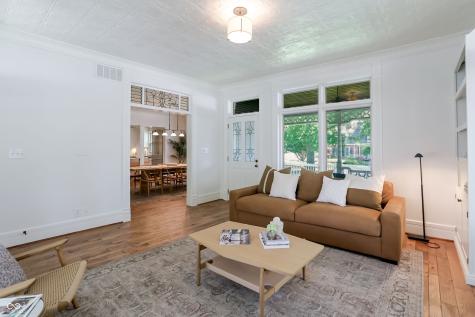 420 W Pine Street Zionsville IN 46077