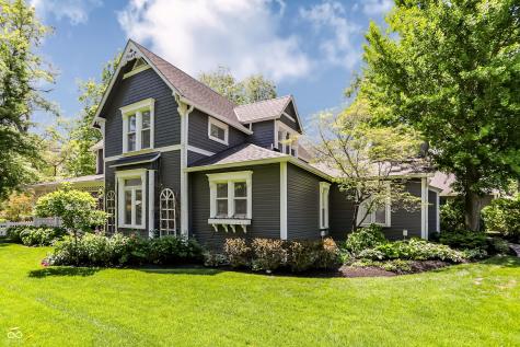 420 W Pine Street Zionsville IN 46077