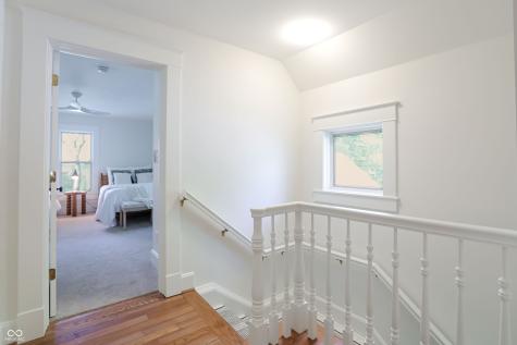420 W Pine Street Zionsville IN 46077