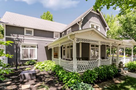 420 W Pine Street Zionsville IN 46077