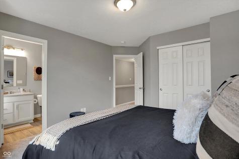 3123 Bolton Square Boulevard Indianapolis IN 46222
