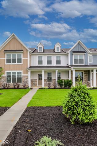 2702 Smith Road Plainfield IN 46168