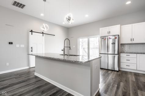 528 N Beville Avenue Indianapolis IN 46201