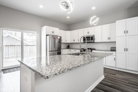 528 N Beville Avenue Indianapolis IN 46201
