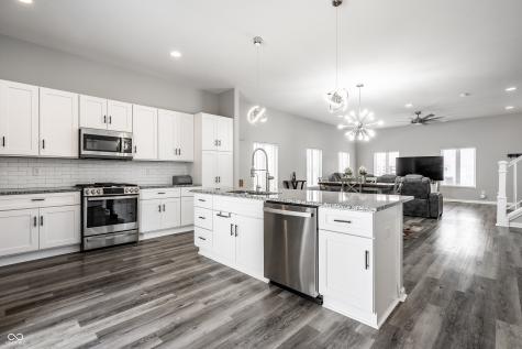 528 N Beville Avenue Indianapolis IN 46201