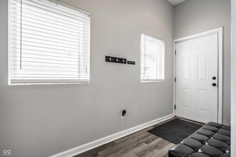 528 N Beville Avenue Indianapolis IN 46201
