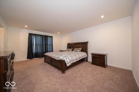 4242 Indigo Walk Lane Indianapolis IN 46239