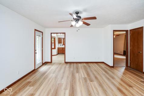 196 Spring Meadow Lane Greenwood IN 46143