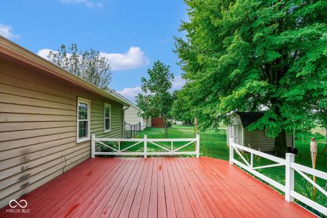 196 Spring Meadow Lane Greenwood IN 46143
