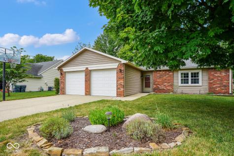 196 Spring Meadow Lane Greenwood IN 46143