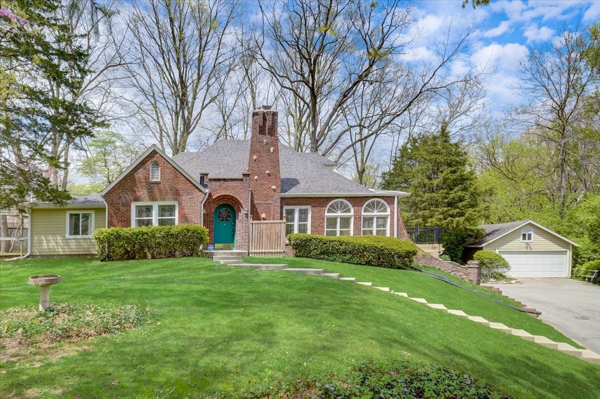 8820 Westfield Boulevard Indianapolis IN 46240