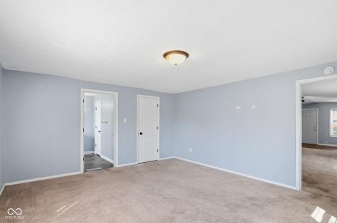 371 S Hendricks Drive Greenwood IN 46142
