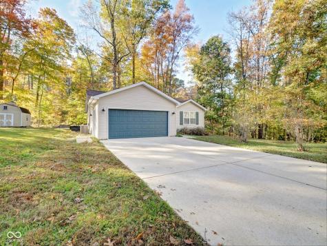 2199 E North Shore Drive Morgantown IN 46160