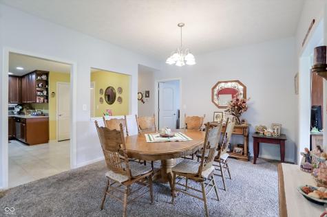 5517 Blairwood Drive Indianapolis IN 46237