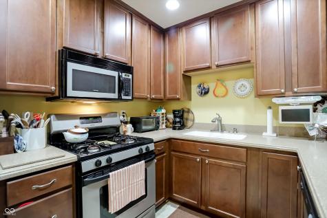 5517 Blairwood Drive Indianapolis IN 46237