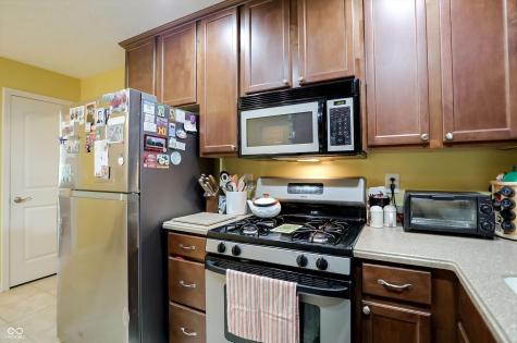 5517 Blairwood Drive Indianapolis IN 46237