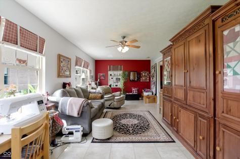 5517 Blairwood Drive Indianapolis IN 46237