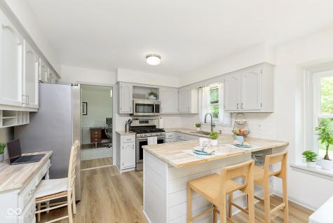 799 Winter Court Carmel IN 46032