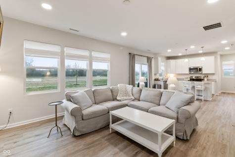 9959 Redwood Peak Lane Indianapolis IN 46259