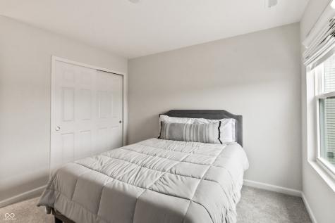 9959 Redwood Peak Lane Indianapolis IN 46259