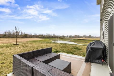 9959 Redwood Peak Lane Indianapolis IN 46259