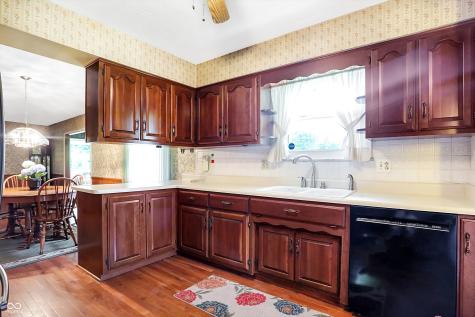 311 W Hill Valley Drive Indianapolis IN 46217