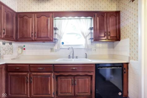 311 W Hill Valley Drive Indianapolis IN 46217