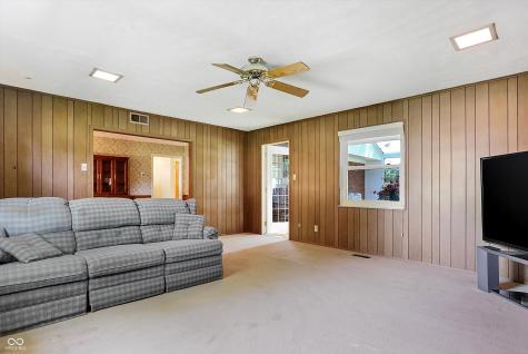 311 W Hill Valley Drive Indianapolis IN 46217